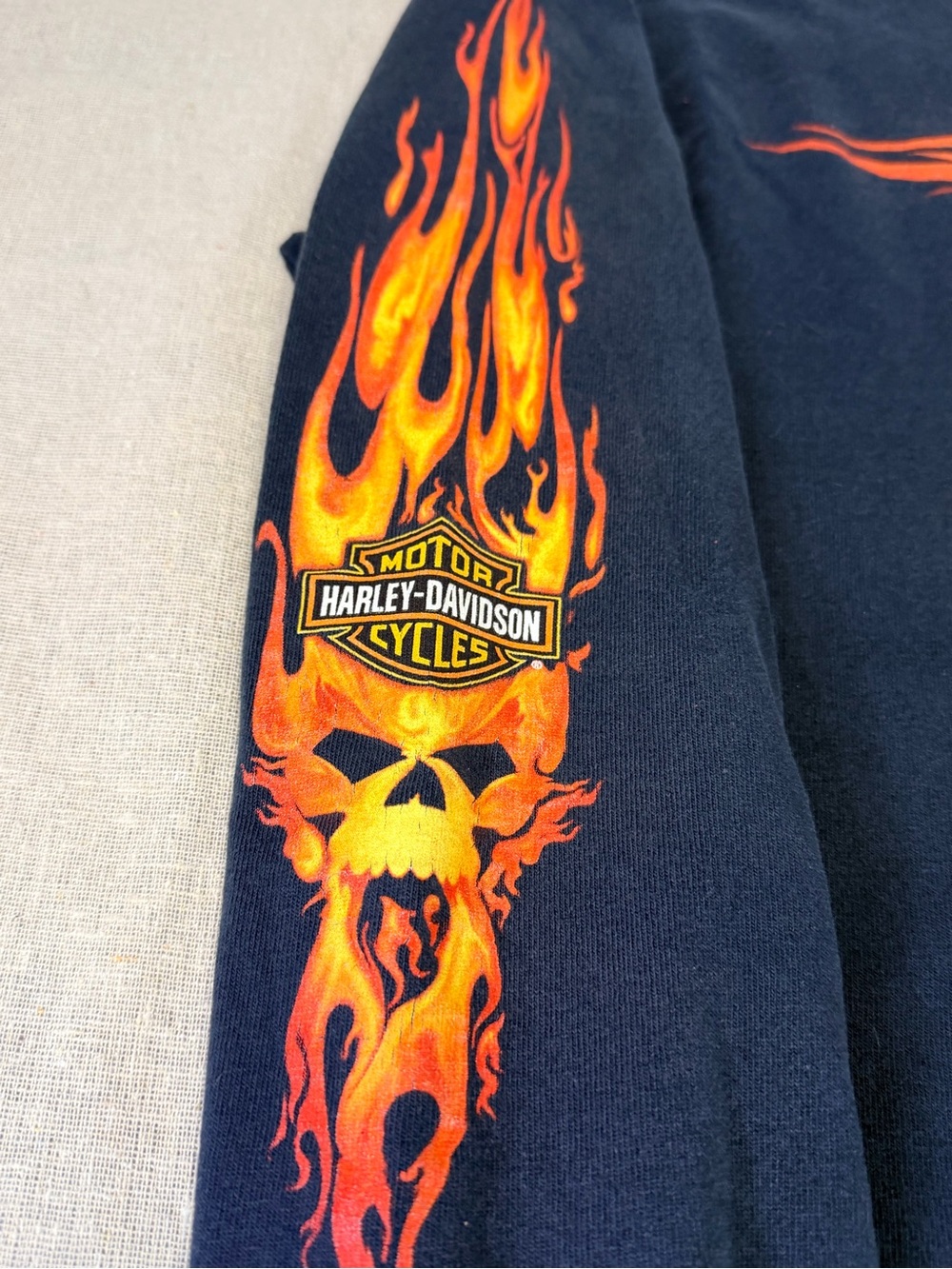 Harley Davidson Flame Skull Long Sleeve Shirt NYC XL - Picture 4 of 5